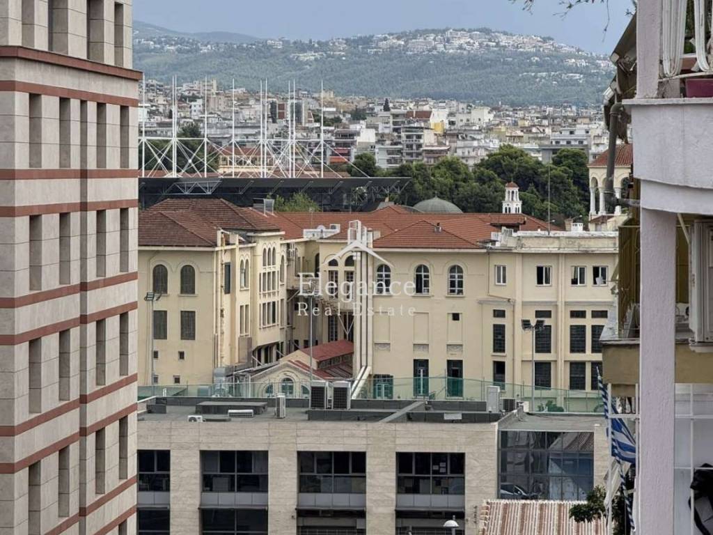 Θέα από μπαλκόνι