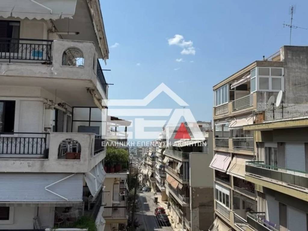 Θέα από μπαλκόνι