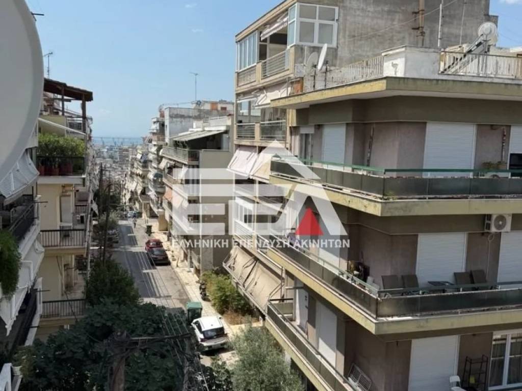 Θέα από μπαλκόνι