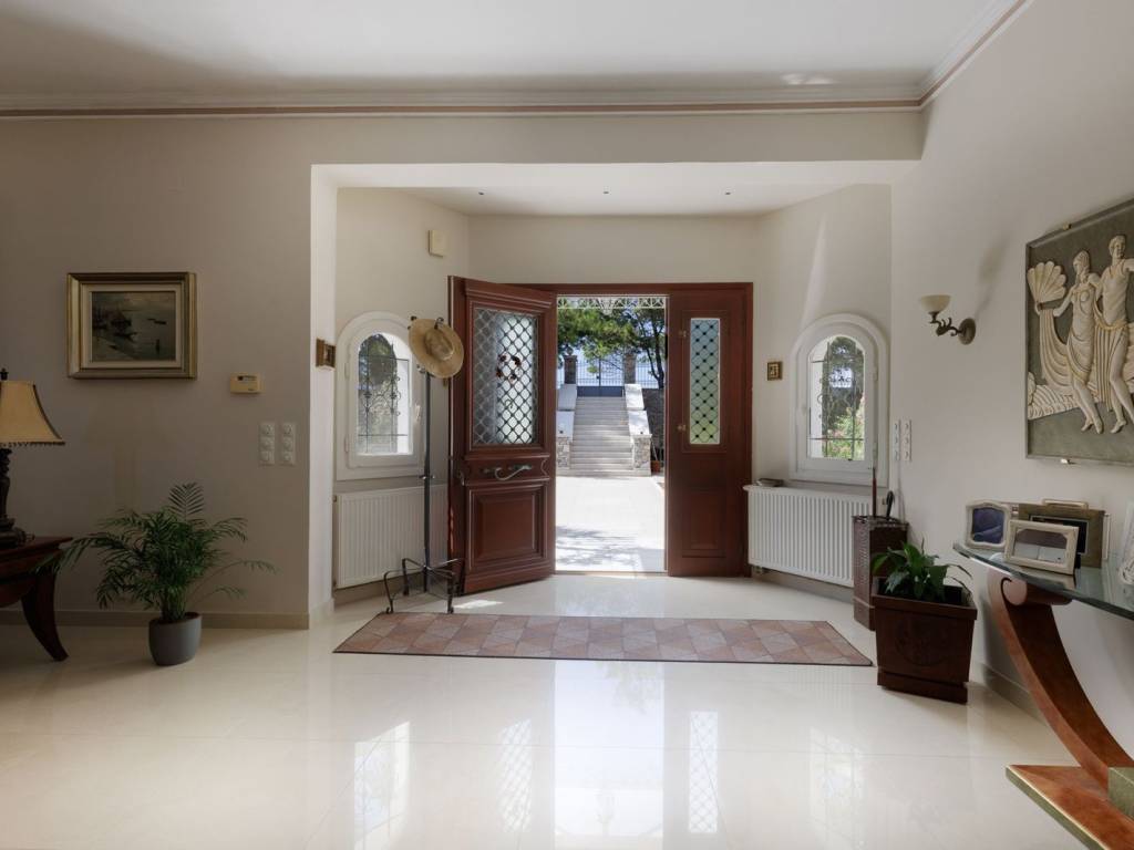 Εσωτερικοι χώροι