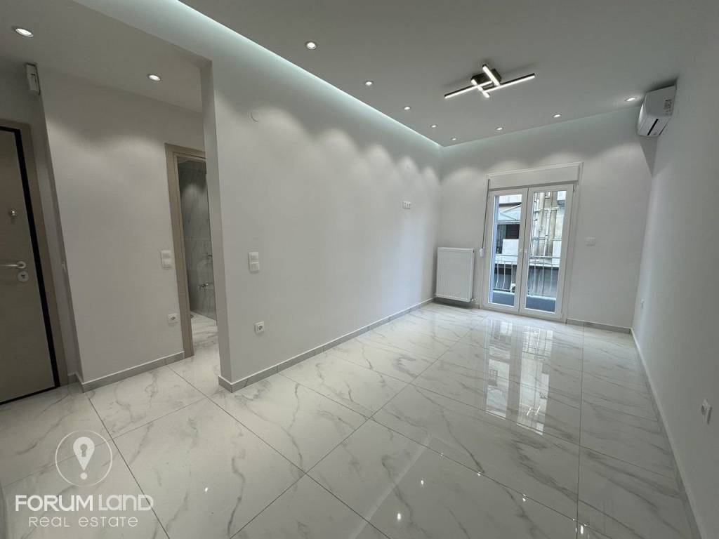 Forumland Real Estate, Σαλοκουζίνα