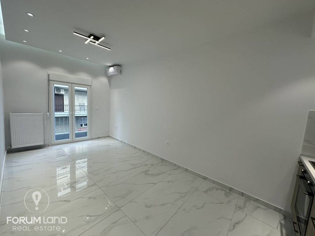 Forumland Real Estate, Σαλοκουζίνα