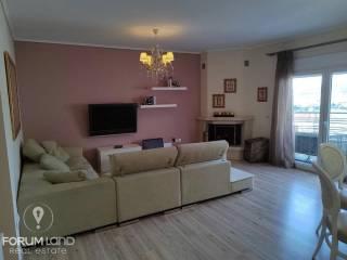 Forumland Real Estate, Σαλόνι με τζάκι