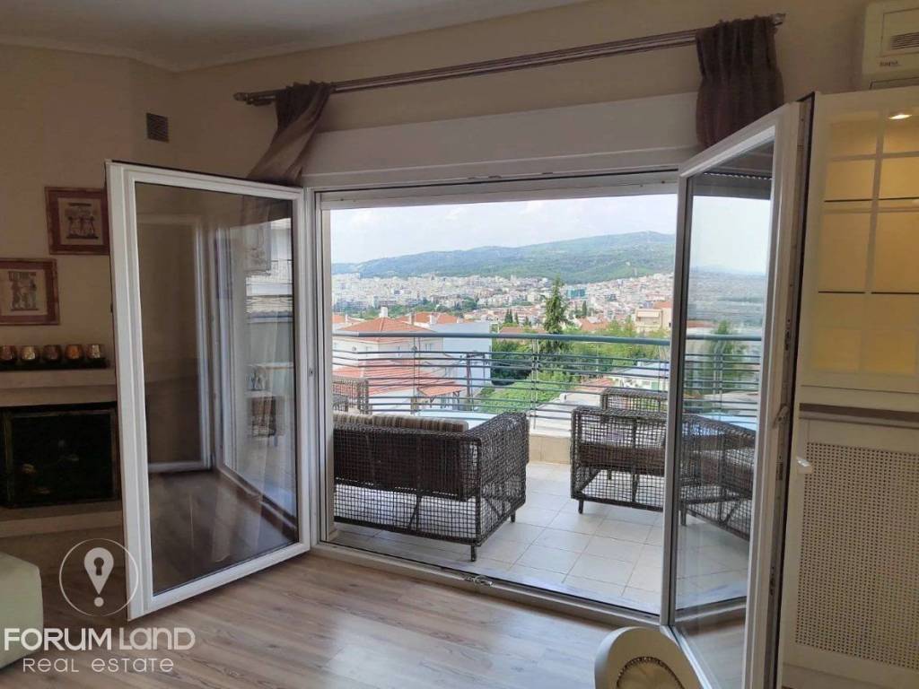 Forumland Real Estate, Απεριόριστη Θέα