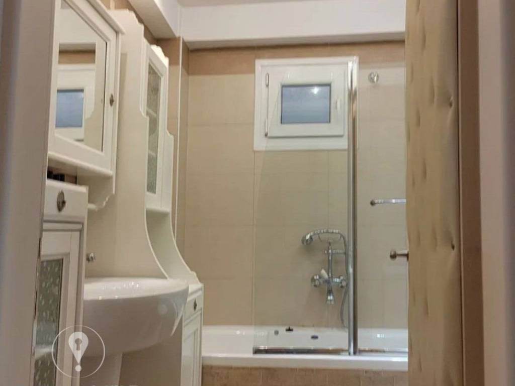 Forumland Real Estate, Μπάνιο