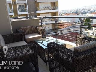 Forumland Real Estate, Βεράντες