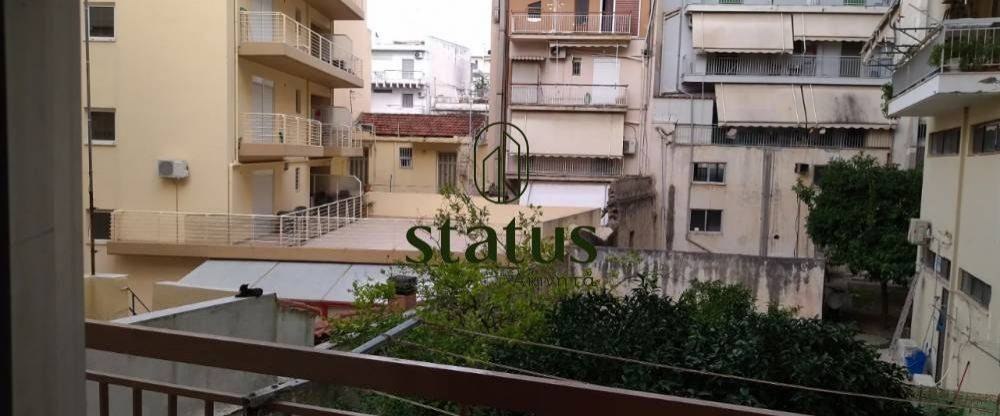 Θέα απο μπαλκόνι