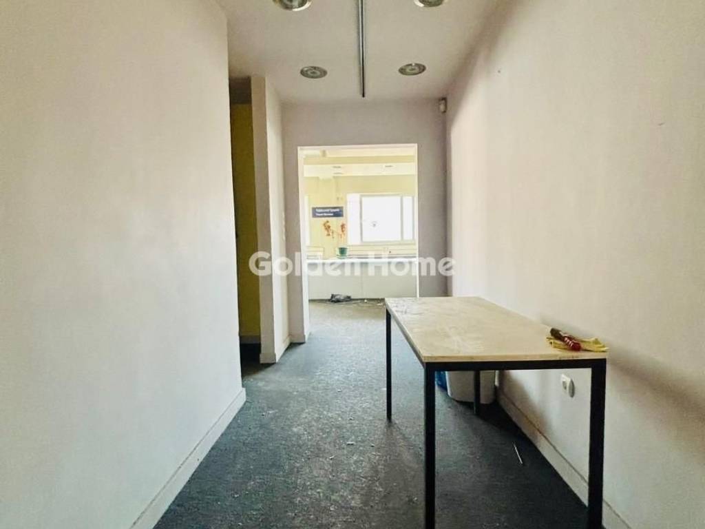 Χολ - Διάδρομος