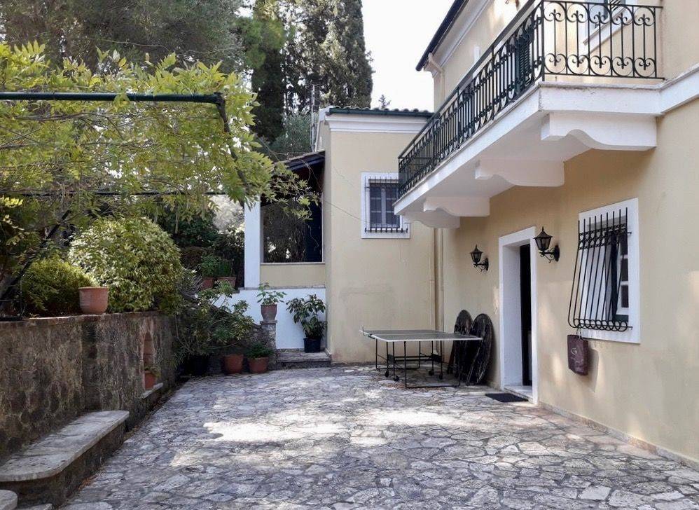 achilleio_residential_villa_for_sale