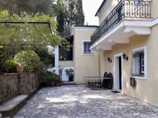achilleio_residential_villa_for_sale