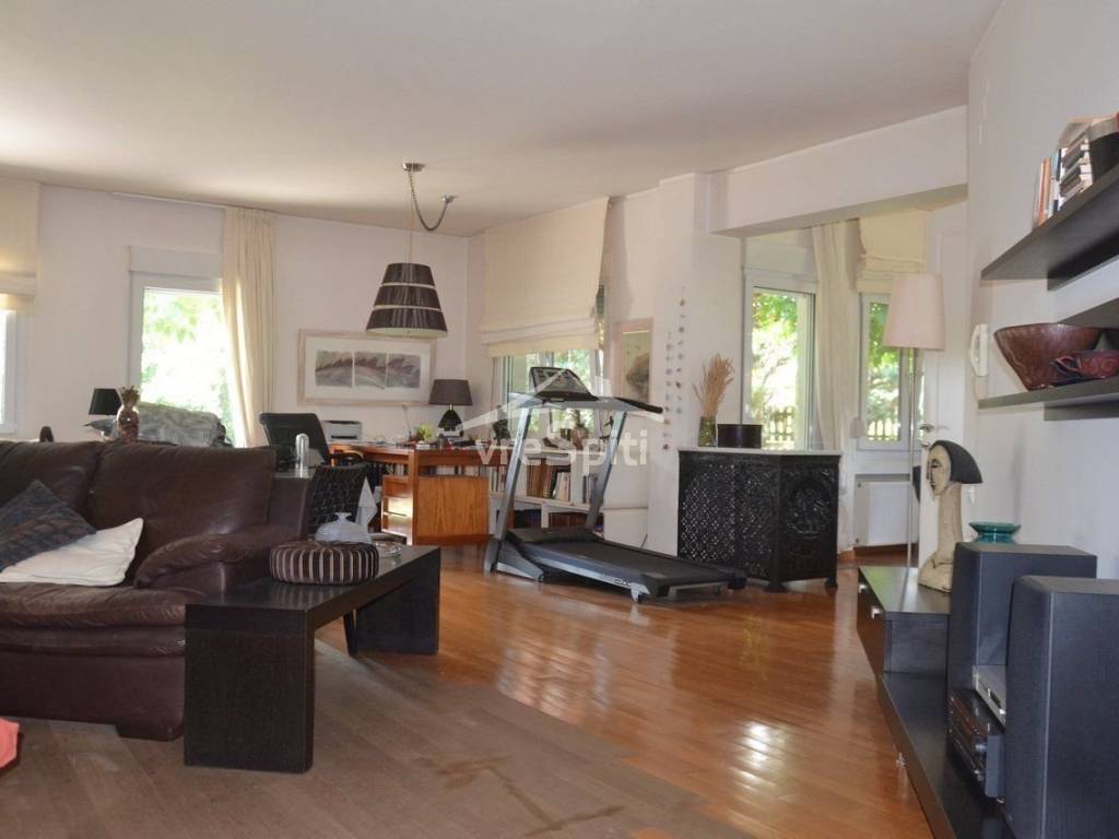 ΣΑΛΟΝΙ - ΚΑΘΙΣΤΙΚΟ