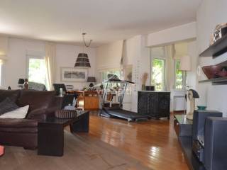 ΣΑΛΟΝΙ - ΚΑΘΙΣΤΙΚΟ