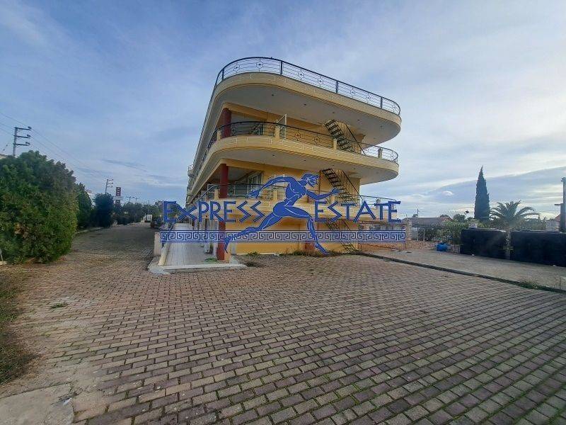 Εσωτερικοι χώροι