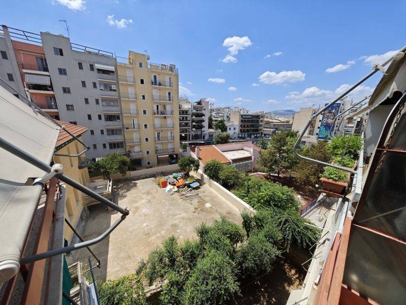 Θέα από μπαλκόνι