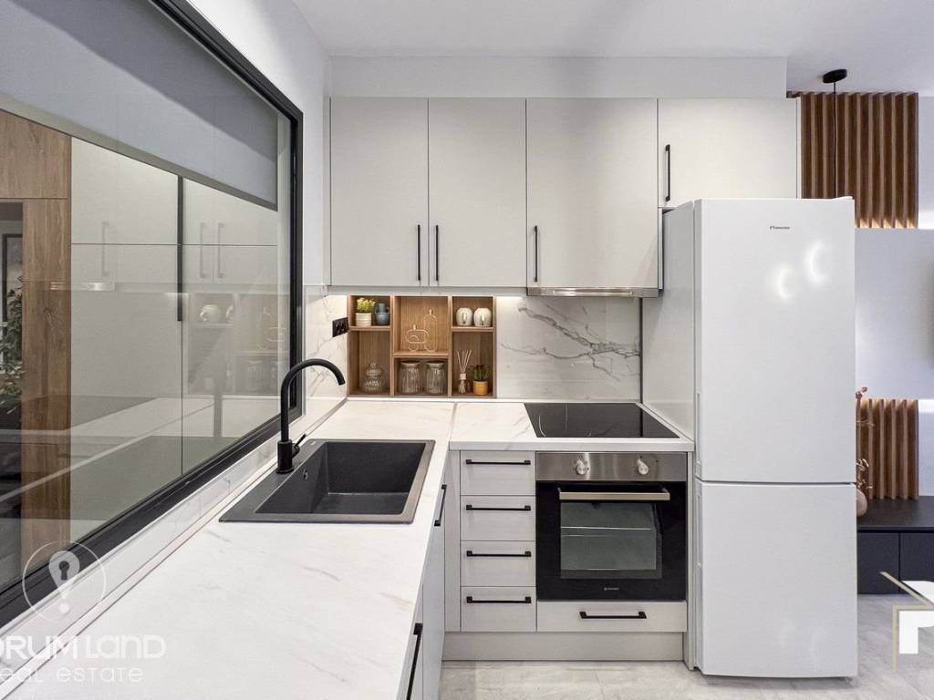 Forumland Real Estate, Σαλοκουζίνα