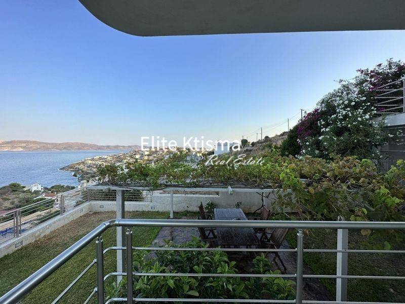 Θέα από μπαλκόνι