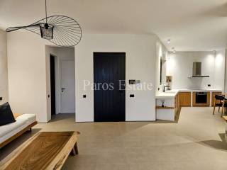 Σαλοκουζίνα με τραπεζαρία