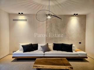 Σαλοκουζίνα με τραπεζαρία