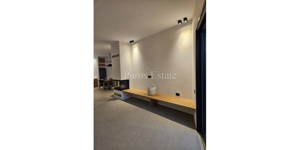 Σαλοκουζίνα με τραπεζαρία