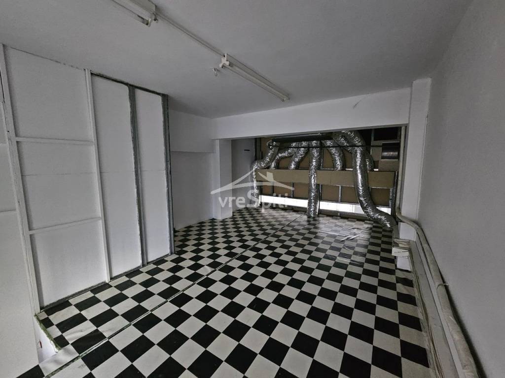 ΕΣΩΤΕΡΙΚΗ ΑΠΟΨΗ ΤΟΥ ΚΑΤΑΣΤΗΜΑΤΟΣ