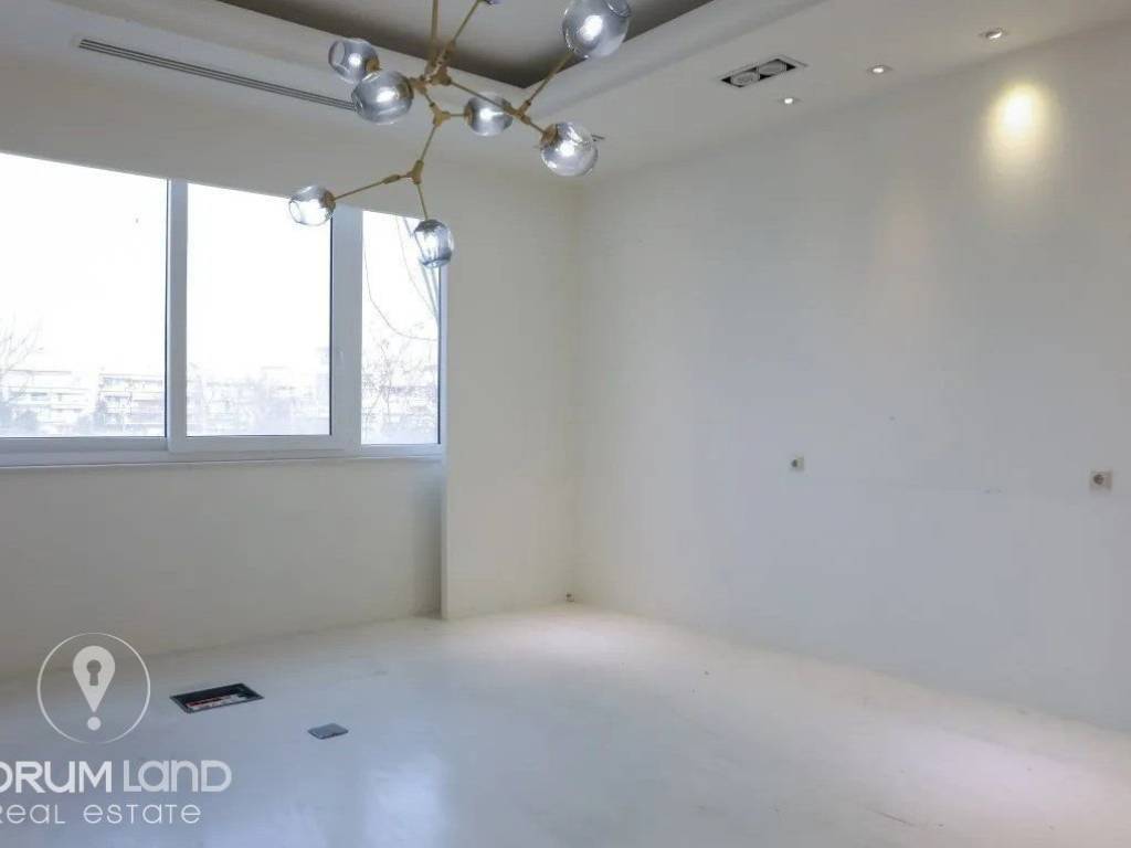 Forumland Real Estate, Γραφειακός χώρος 365τ.μ.