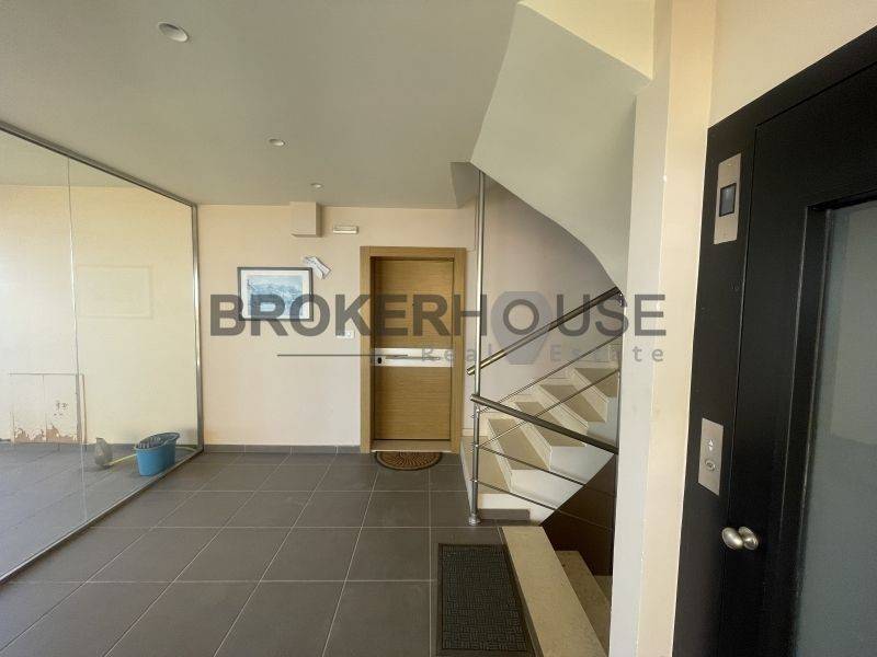 Είσοδος οικοδομής