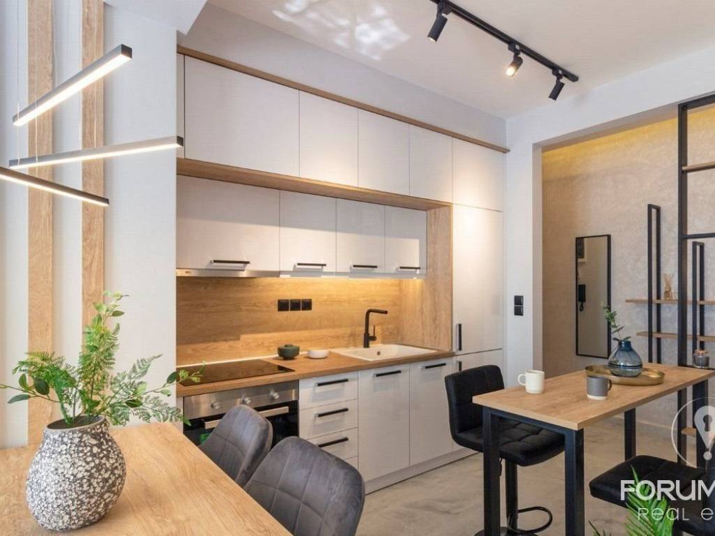 Forumland Real Estate, Σαλοκουζίνα