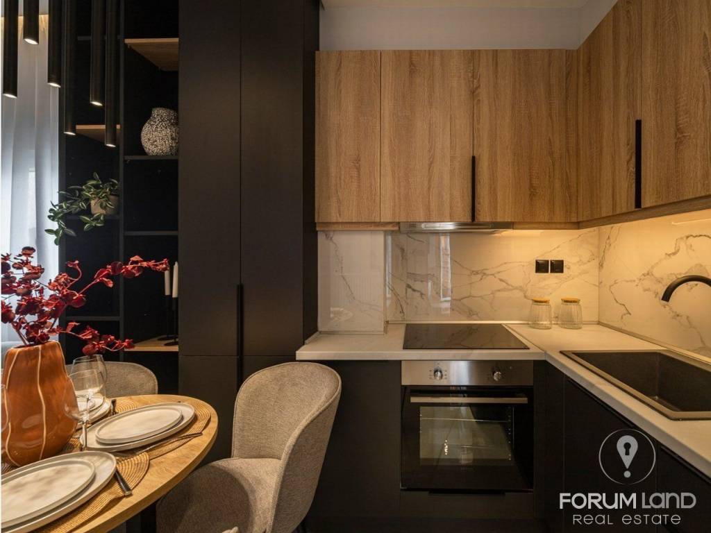Forumland Real Estate, Σαλοκουζίνα
