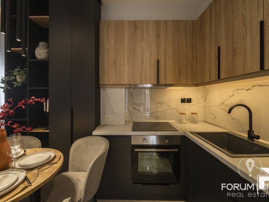 Forumland Real Estate, Σαλοκουζίνα