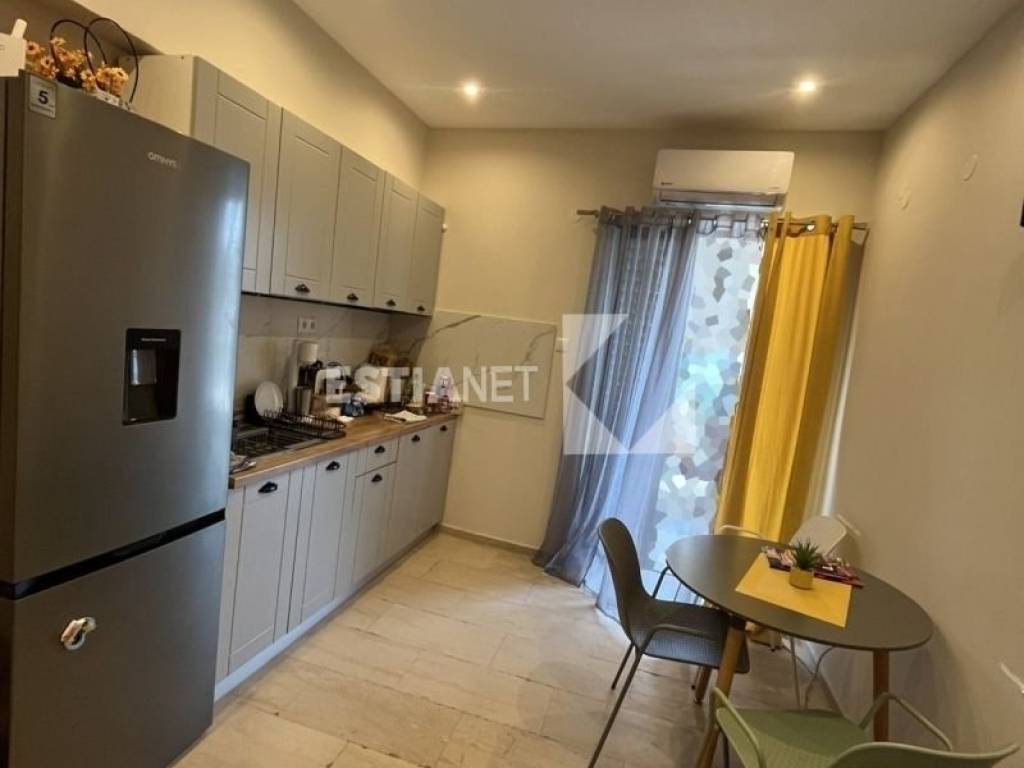 Σαλοκουζίνα