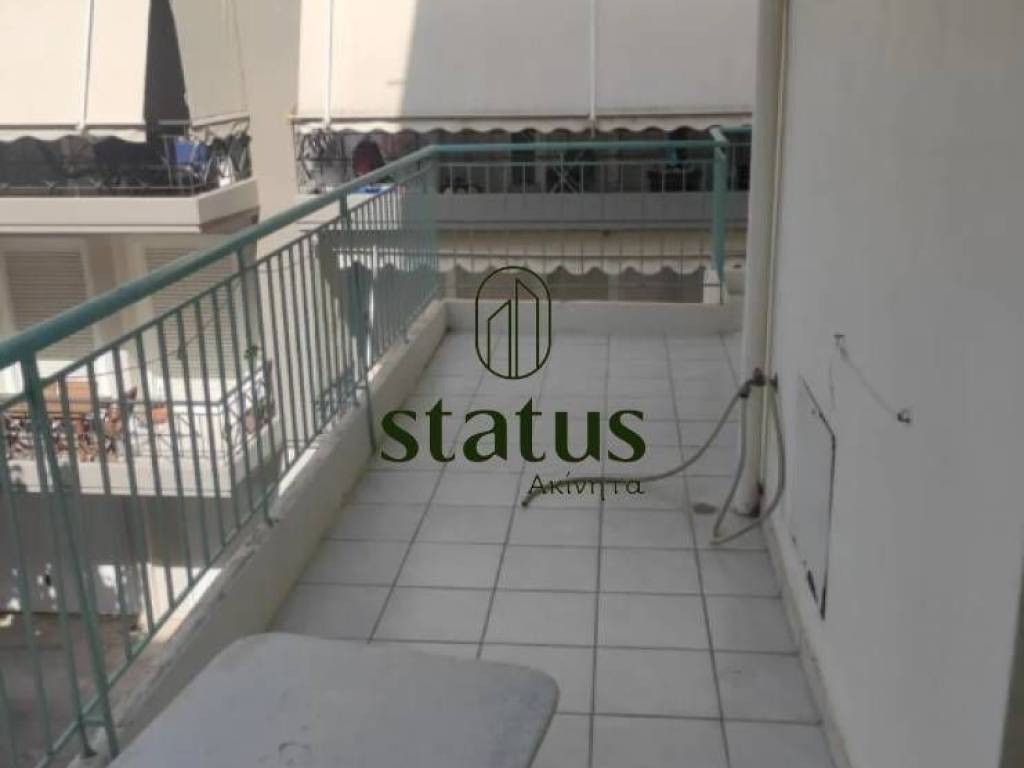 Θέα απο μπαλκόνι