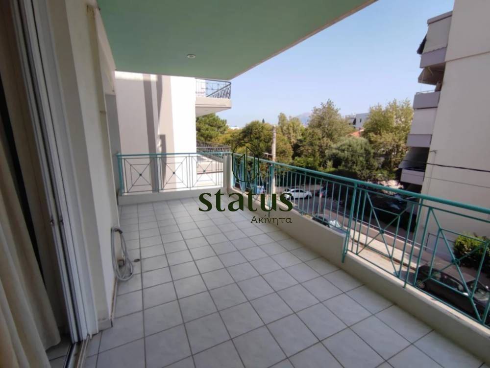 Θέα απο μπαλκόνι