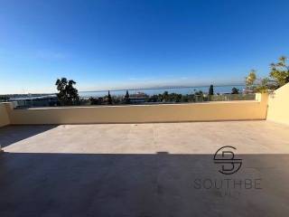 SEA VIEW FROM THE DINING AREA