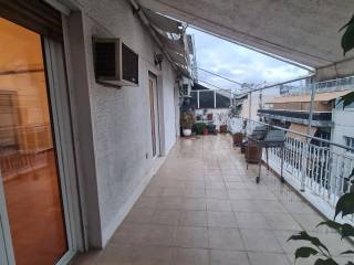 Mpalkoni 3oy Ypnodomatioy kai Salonioy