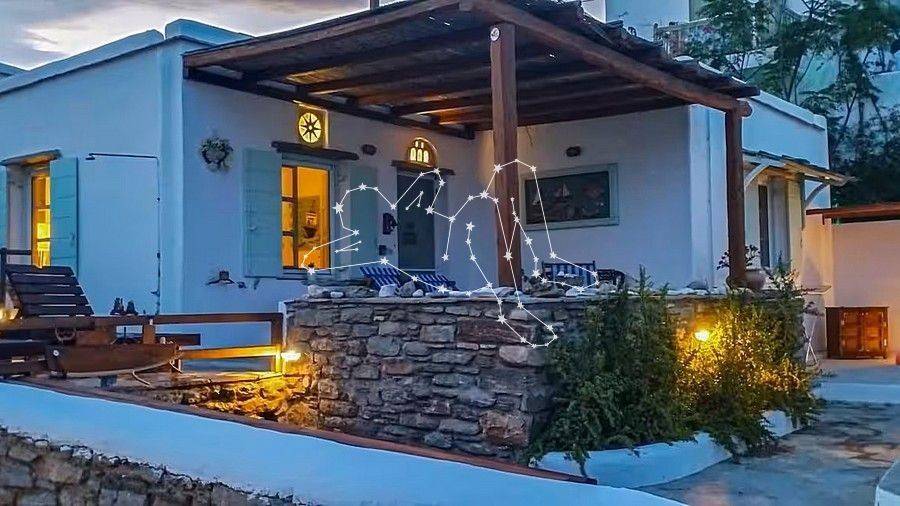 Η πρόσοψη του σπιτιού