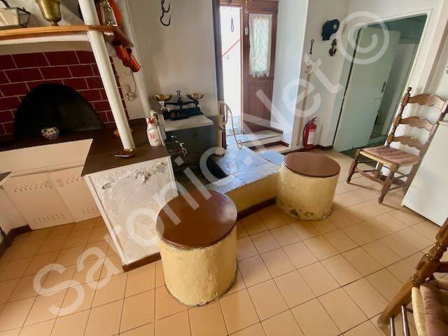 Freshwater cisterna, and a rare ground water well