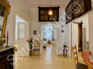 Top level hall, left bed 3, ahead bed 2, right sitting room