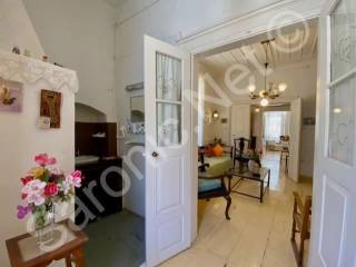Stair landing to sitting room, across hall to bed 3