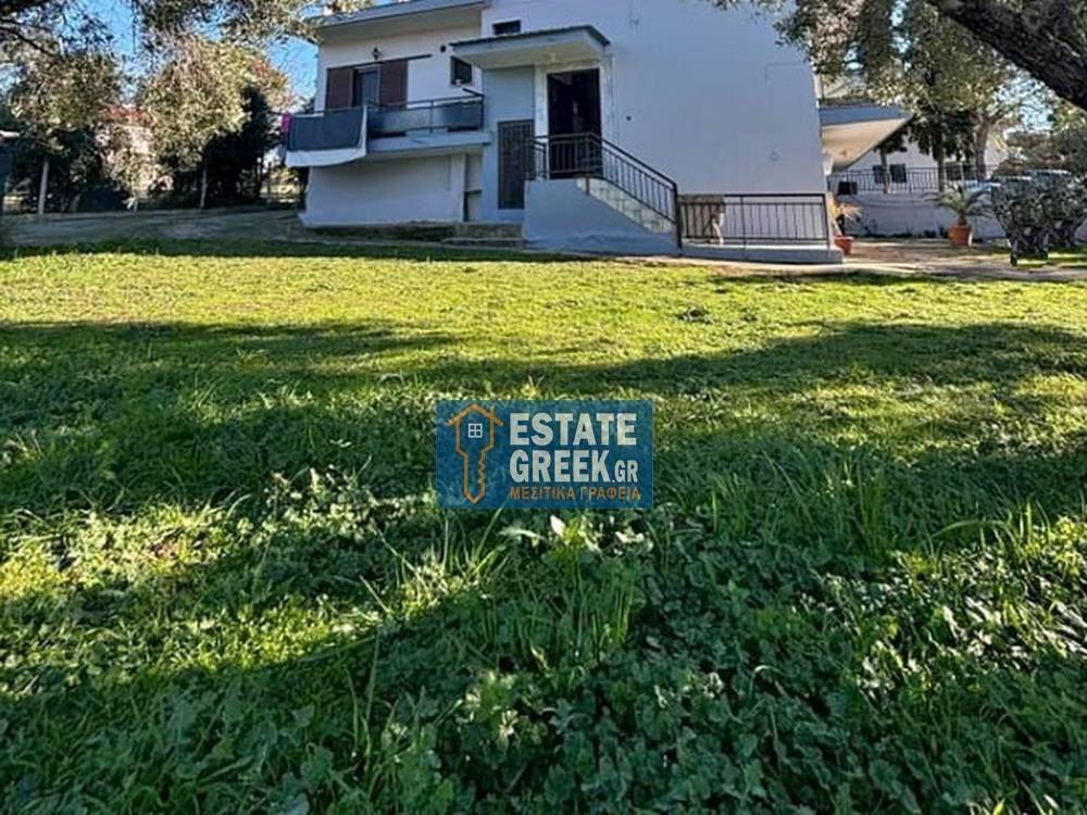 ★ Οικόπεδο 600 τ.μ. ★ Ήσυχη περιοχή ★ Μεγάλη αυλή και bbq ★