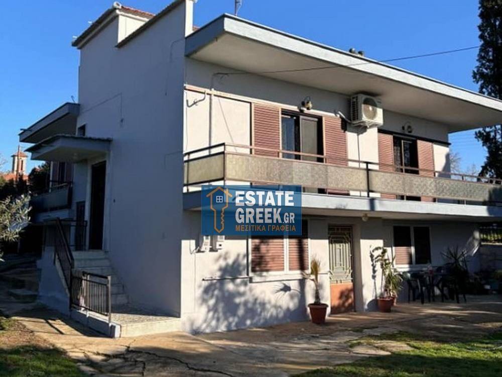 ★ Οικόπεδο 600 τ.μ. ★ Ήσυχη περιοχή ★ Μεγάλη αυλή και bbq ★