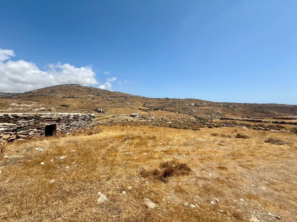 chora_land_parcel_for_sale