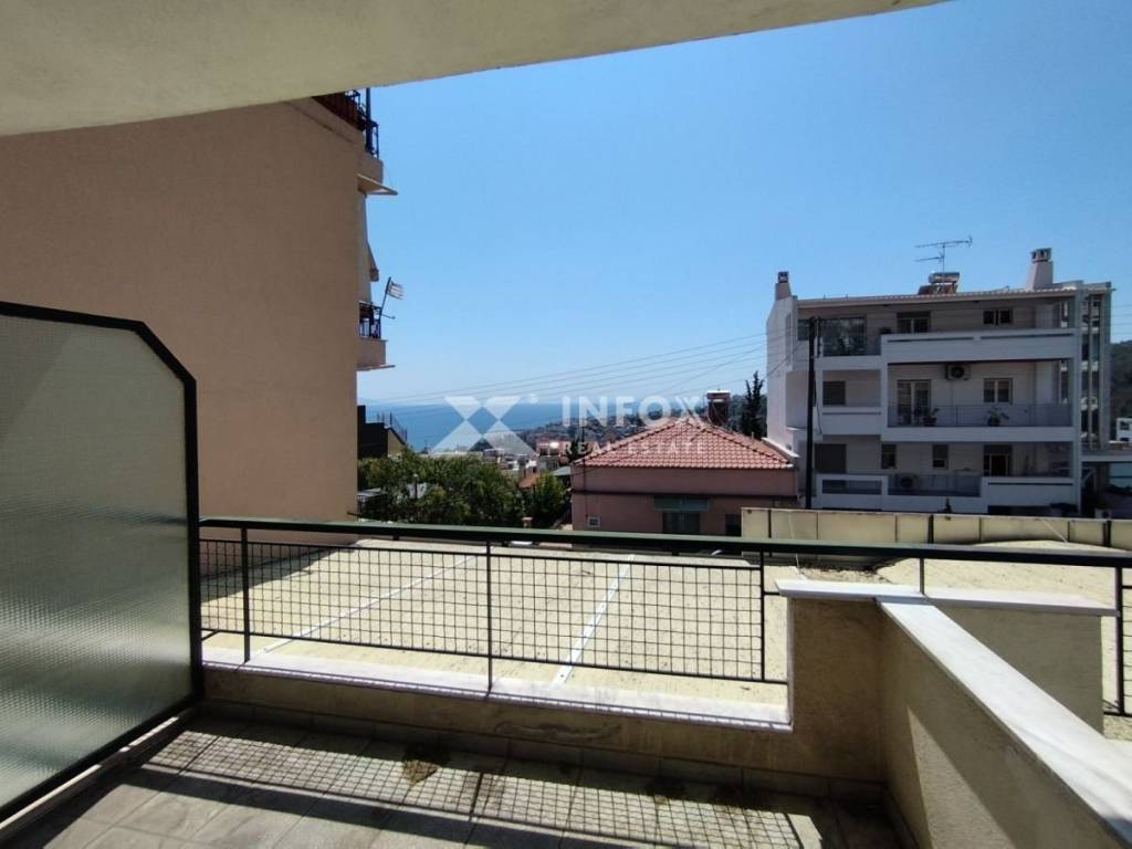 Θέα από μπαλκόνι