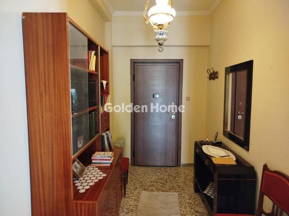 Χολ - Διάδρομος