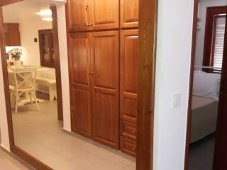 EPIPLEON APOTHEKEYTIKOS CHOROS STO ISOGEIO