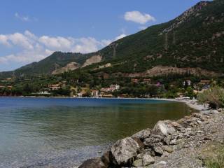 E PARALIA STO SKALOMA