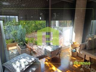 Θέα από μπαλκόνι