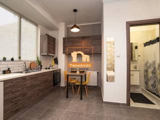 Άγιος Δημήτριος, Στούντιο, 30 τ.μ.