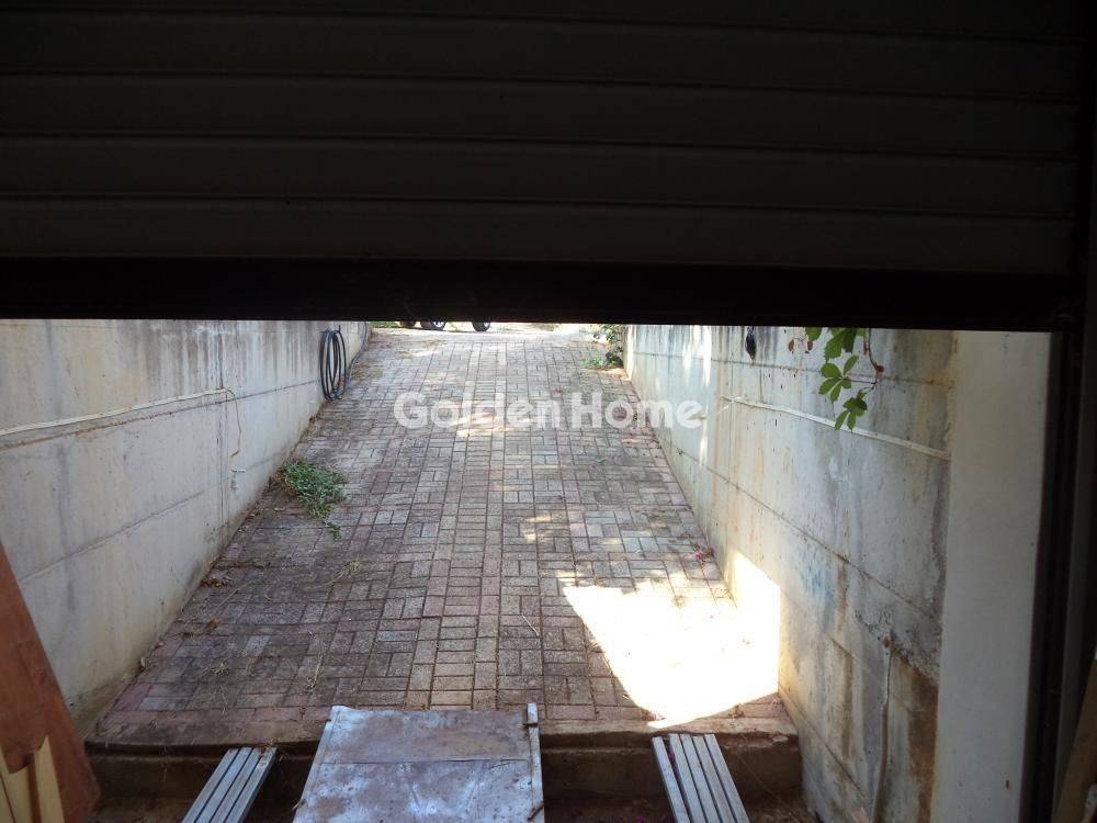 Θέση Στάθμευσης