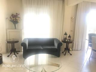 Forumland Real Estate, σαλόνι με τραπεζαρία