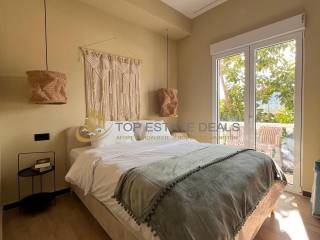 1ο υπνοδωμάτιο - μπαλκονόπορτα